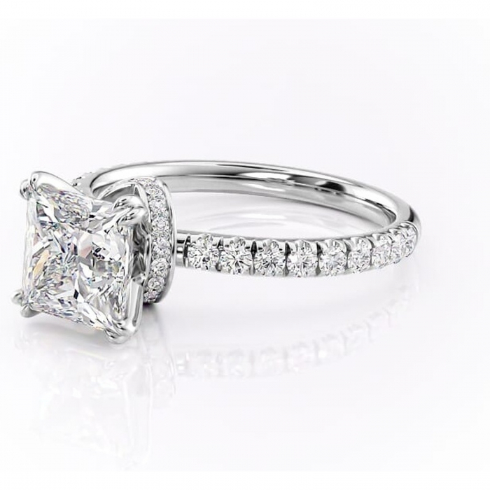 Inel de logodnă Vivienne din aur Alb 14kt cu moissanite tăietură princess – Montură pavé rafinată pentru profil înalt | Personalizează și configurează gratuit online [7]