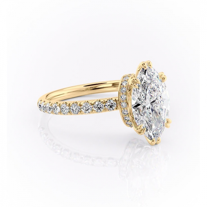 Inel de logodnă Vivienne din aur Galben 14kt cu moissanite tăietură marquise – Montură pavé rafinată pentru profil înalt | Personalizează și configurează gratuit online [1]
