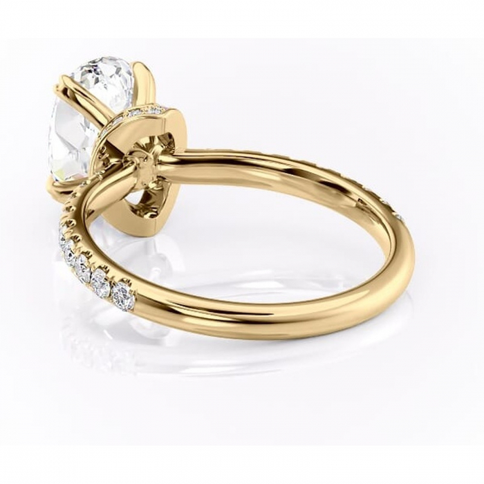 Inel de logodnă Vivienne din aur Galben 14kt cu moissanite tăietură ovală – Montură pavé rafinată pentru profil înalt | Personalizează și configurează gratuit online [4]