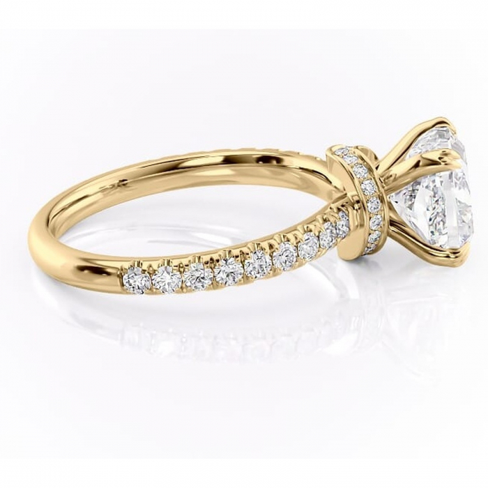 Inel de logodnă Vivienne din aur Galben 14kt cu moissanite tăietură pernă – Montură pavé rafinată pentru profil înalt | Personalizează și configurează gratuit online [2]