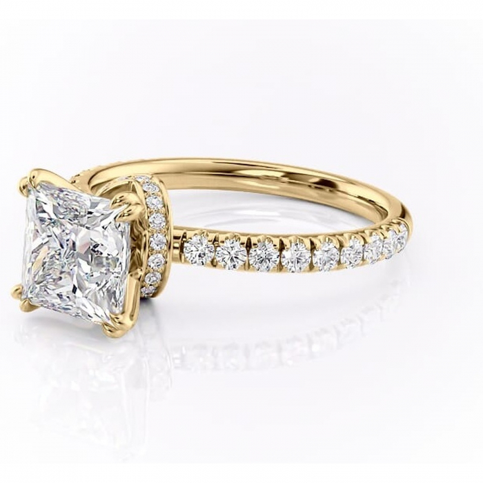 Inel de logodnă Vivienne din aur Galben 14kt cu moissanite tăietură princess – Montură pavé rafinată pentru profil înalt | Personalizează și configurează gratuit online [7]