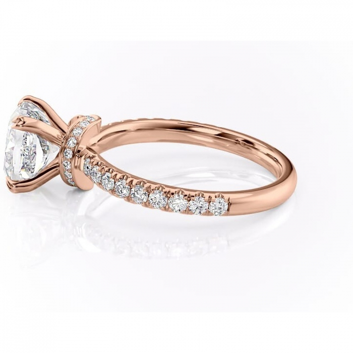 Inel de logodnă Vivienne din aur Rose 18kt cu moissanite tăietură pernă – Montură pavé rafinată pentru profil înalt | Personalizează și configurează gratuit online [6]