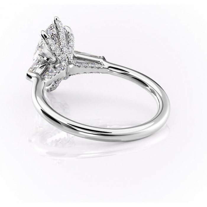 Inel de logodnă Ysella din aur Alb 14kt cu moissanite tăietură marquise – Montură cu trei pietre rafinată pentru profil înalt | Personalizează și configurează gratuit online [4]