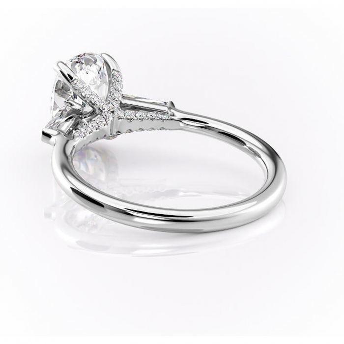 Inel de logodnă Ysella din aur Alb 14kt cu moissanite tăietură ovală – Montură cu trei pietre rafinată pentru profil înalt | Personalizează și configurează gratuit online [4]