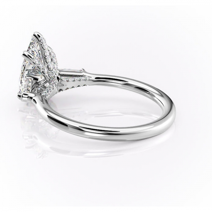 Inel de logodnă Ysella din aur Alb 14kt cu moissanite tăietură pară – Montură cu trei pietre rafinată pentru profil înalt | Personalizează și configurează gratuit online [5]