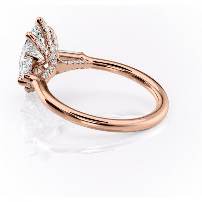 Inel de logodnă Ysella din aur Rose 14kt cu moissanite tăietură marquise – Montură cu trei pietre rafinată pentru profil înalt | Personalizează și configurează gratuit online [5]