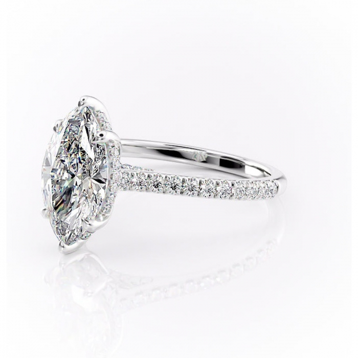 Inel de logodnă Zella din aur Alb 14kt cu moissanite tăietură marquise – Montură pavé rafinată pentru profil înalt | Personalizează și configurează gratuit online [7]