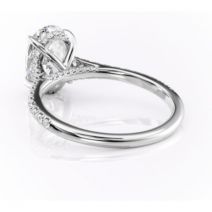 Inel de logodnă Zella din aur Alb 14kt cu moissanite tăietură ovală – Montură pavé rafinată pentru profil înalt | Personalizează și configurează gratuit online [4]