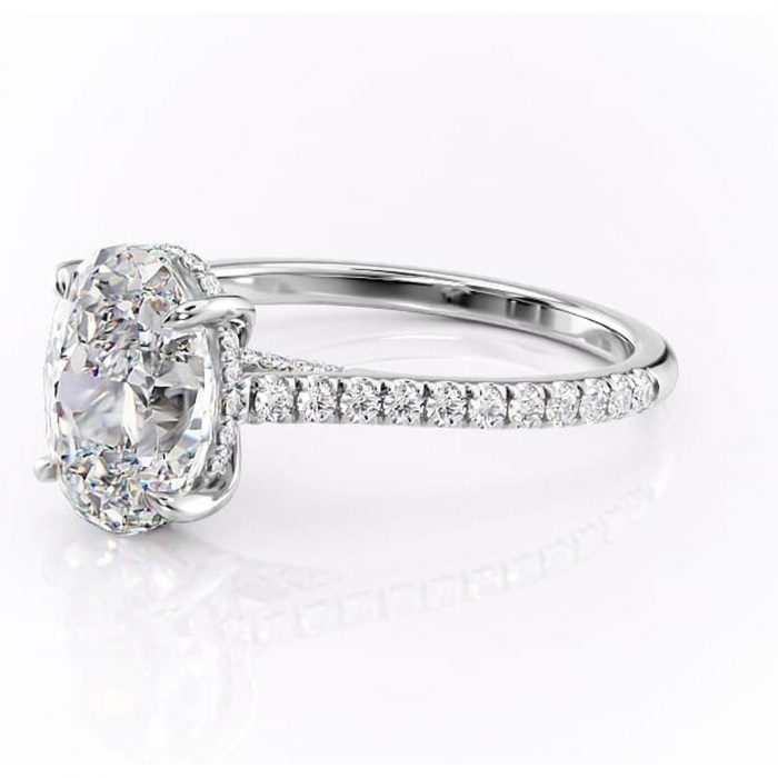 Inel de logodnă Zella din aur Alb 14kt cu moissanite tăietură ovală – Montură pavé rafinată pentru profil înalt | Personalizează și configurează gratuit online [7]