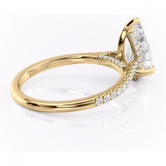 Inel de logodnă Zella din aur Galben 18kt cu moissanite tăietură pară – Montură pavé rafinată pentru profil înalt | Personalizează și configurează gratuit online [3]