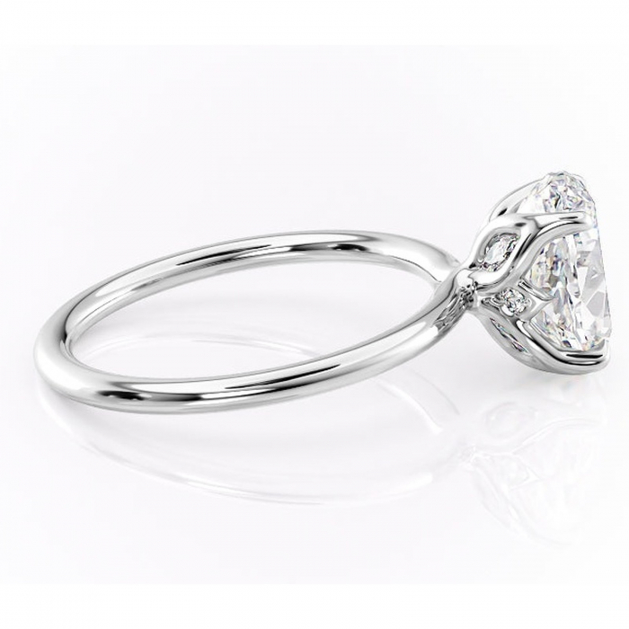 Inel de logodnă Zephyra din aur Alb 14kt cu moissanite tăietură ovală – Solitar rafinată pentru profil înalt | Personalizează și configurează gratuit online [2]