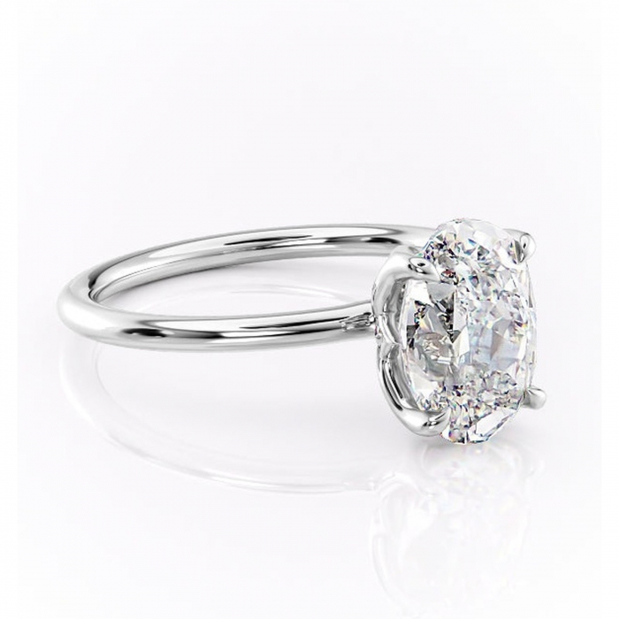 Inel de logodnă Zephyra din aur Alb 14kt cu moissanite tăietură ovală – Solitar rafinată pentru profil înalt | Personalizează și configurează gratuit online [1]