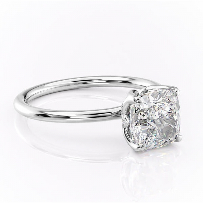 Inel de logodnă Zephyra din aur Alb 14kt cu moissanite tăietură pernă – Solitar rafinată pentru profil înalt | Personalizează și configurează gratuit online [1]