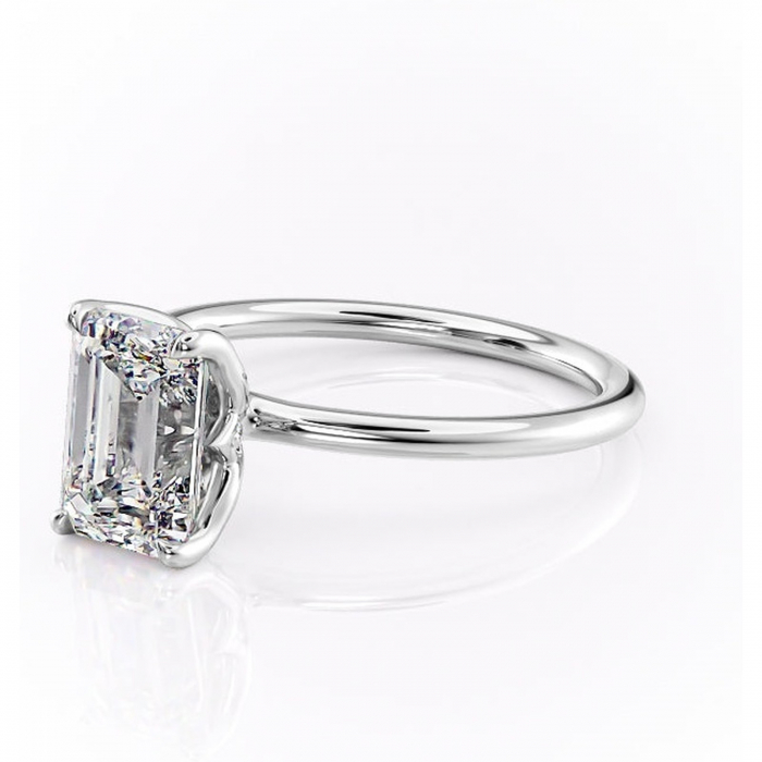 Inel de logodnă Zephyra din aur Alb 14kt cu moissanite tăietură smarald – Solitar rafinată pentru profil înalt | Personalizează și configurează gratuit online [7]