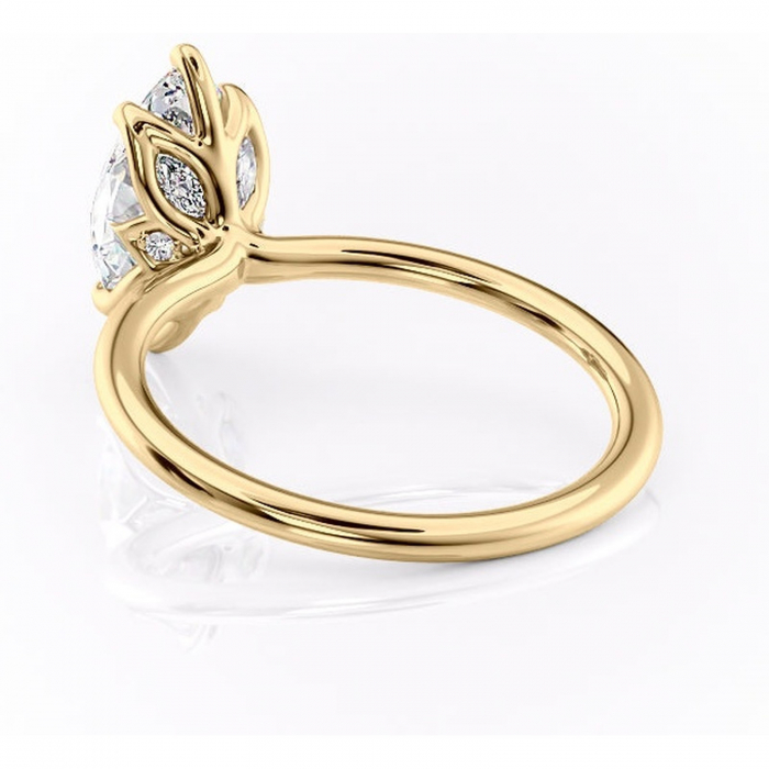 Inel de logodnă Zephyra din aur Galben 14kt cu moissanite tăietură marquise – Solitar rafinată pentru profil înalt | Personalizează și configurează gratuit online [4]