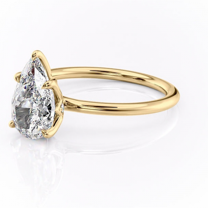 Inel de logodnă Zephyra din aur Galben 14kt cu moissanite tăietură pară – Solitar rafinată pentru profil înalt | Personalizează și configurează gratuit online [7]
