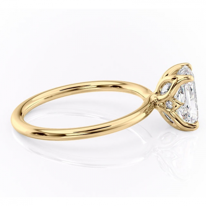 Inel de logodnă Zephyra din aur Galben 14kt cu moissanite tăietură radiantă – Solitar rafinată pentru profil înalt | Personalizează și configurează gratuit online [2]