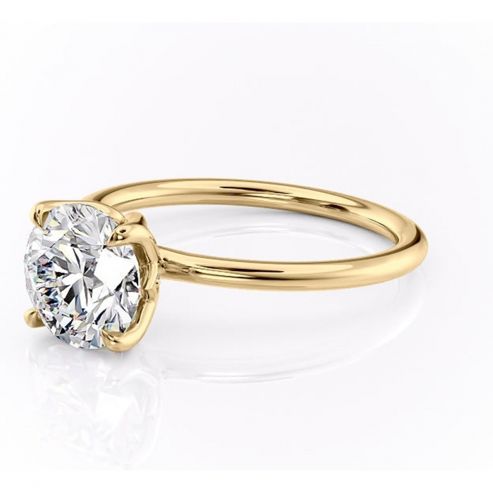 Inel de logodnă Zephyra din aur Galben 14kt cu moissanite tăietură rotundă – Solitar rafinată pentru profil înalt | Personalizează și configurează gratuit online [7]