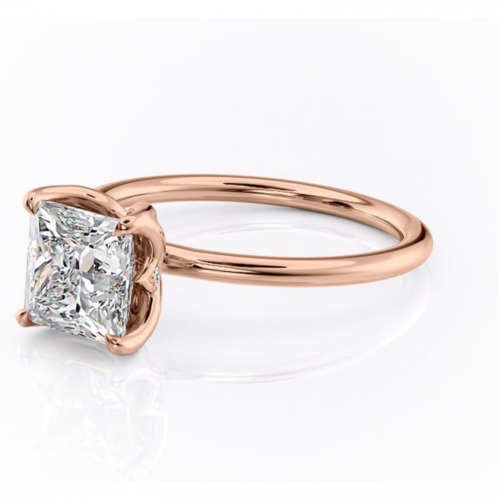 Inel de logodnă Zephyra din aur Rose 14kt cu moissanite tăietură princess – Solitar rafinată pentru profil înalt | Personalizează și configurează gratuit online [7]