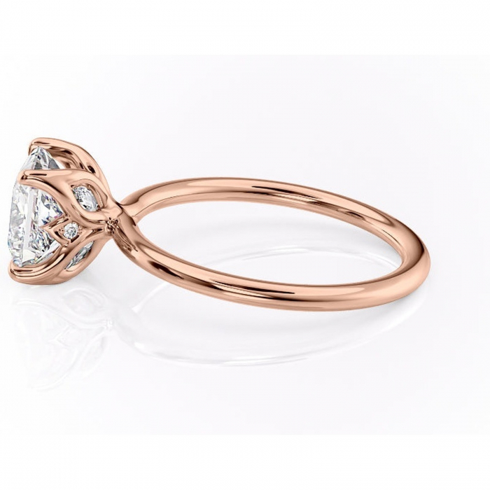 Inel de logodnă Zephyra din aur Rose 14kt cu moissanite tăietură princess – Solitar rafinată pentru profil înalt | Personalizează și configurează gratuit online [6]