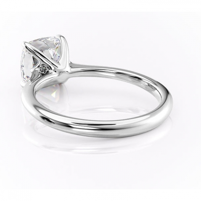 Inel de logodnă Zirena din aur Alb 14kt cu moissanite tăietură pernă – Solitar rafinată pentru profil jos | Personalizează și configurează gratuit online [4]