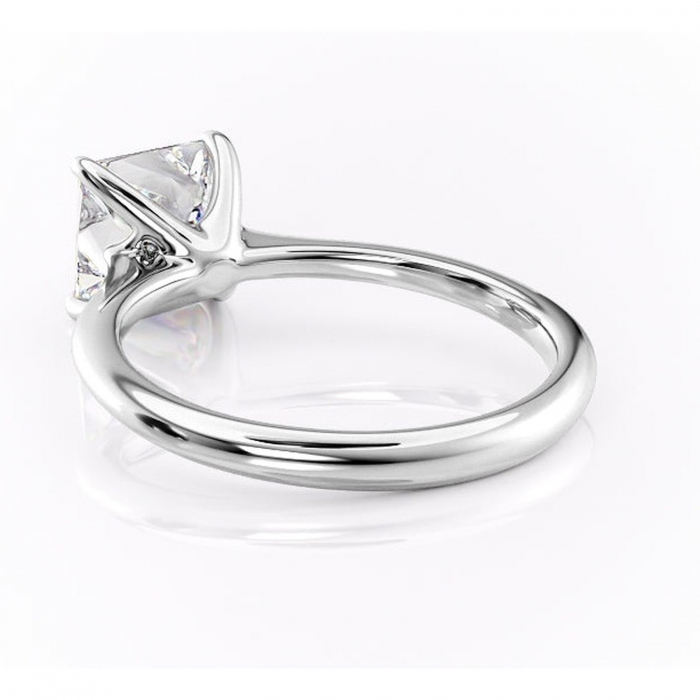 Inel de logodnă Zirena din aur Alb 14kt cu moissanite tăietură princess – Solitar rafinată pentru profil jos | Personalizează și configurează gratuit online [4]