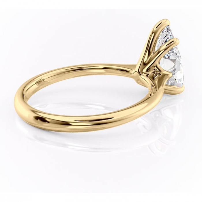 Inel de logodnă Zirena din aur Galben 18kt cu moissanite tăietură pară – Solitar rafinată pentru profil jos | Personalizează și configurează gratuit online [3]