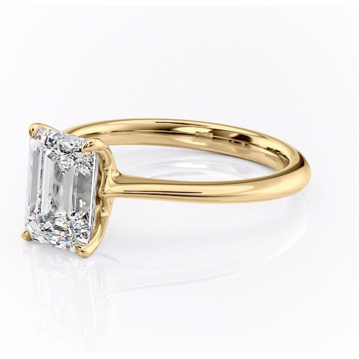 Inel de logodnă Zirena din aur Galben 18kt cu moissanite tăietură smarald – Solitar rafinată pentru profil jos | Personalizează și configurează gratuit online [7]