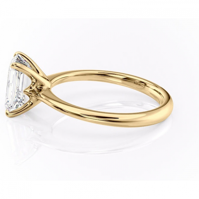 Inel de logodnă Zirena din aur Galben 18kt cu moissanite tăietură smarald – Solitar rafinată pentru profil jos | Personalizează și configurează gratuit online [6]