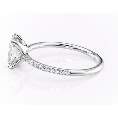 Inel de logodnă Adelaide din aur Alb 14kt cu moissanite tăietură pernă – Montură pavé rafinată pentru profil jos | Personalizează și configurează gratuit online [5]