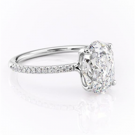 Ovală - Inel de logodnă Adelaide din aur Alb 14kt cu moissanite tăietură ovală – Montură pavé rafinată pentru profil jos | Personalizează și configurează gratuit online