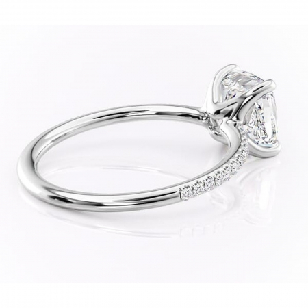 Inel de logodnă Adelaide din aur Alb 14kt cu moissanite tăietură pernă – Montură pavé rafinată pentru profil jos | Personalizează și configurează gratuit online [2]