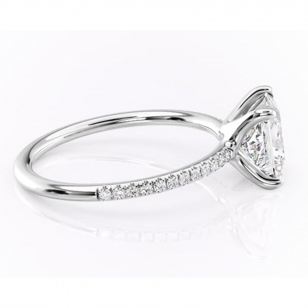 Inel de logodnă Adelaide din aur Alb 14kt cu moissanite tăietură princess – Montură pavé rafinată pentru profil jos | Personalizează și configurează gratuit online [1]