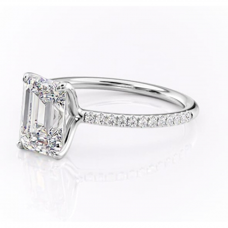 Inel de logodnă Adelaide din aur Alb 14kt cu moissanite tăietură smarald – Montură pavé rafinată pentru profil jos | Personalizează și configurează gratuit online [6]