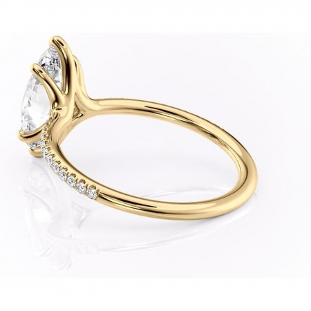 Inel de logodnă Adelaide din aur Galben 14kt cu moissanite tăietură marquise – Montură pavé rafinată pentru profil jos | Personalizează și configurează gratuit online [4]