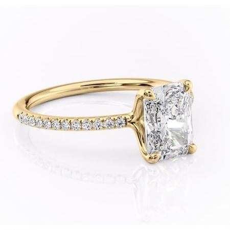 Aur galben - Inel de logodnă Adelaide din aur Galben 18kt cu moissanite tăietură radiantă – Montură pavé rafinată pentru profil jos | Personalizează și configurează gratuit online