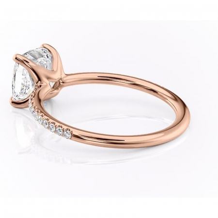 Inel de logodnă Adelaide din aur Rose 14kt cu moissanite tăietură pernă – Montură pavé rafinată pentru profil jos | Personalizează și configurează gratuit online [4]