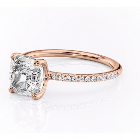 Inel de logodnă Adelaide din aur Rose 14kt cu moissanite tăietură pernă – Montură pavé rafinată pentru profil jos | Personalizează și configurează gratuit online [6]