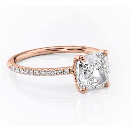 18K - Inel de logodnă Adelaide din aur Rose 18kt cu moissanite tăietură pernă – Montură pavé rafinată pentru profil jos | Personalizează și configurează gratuit online