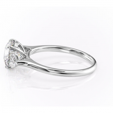 Inel de logodnă Aislyn din aur Alb 14kt cu moissanite tăietură rotundă – Montură cu trei pietre rafinată pentru profil înalt | Personalizează și configurează gratuit online [5]