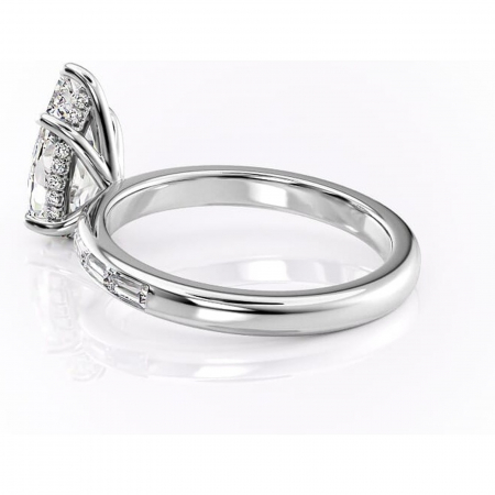 Inel de logodnă Alexandra din aur Alb 14kt cu moissanite tăietură pară – Montură cu canal rafinată pentru profil înalt | Personalizează și configurează gratuit online [4]