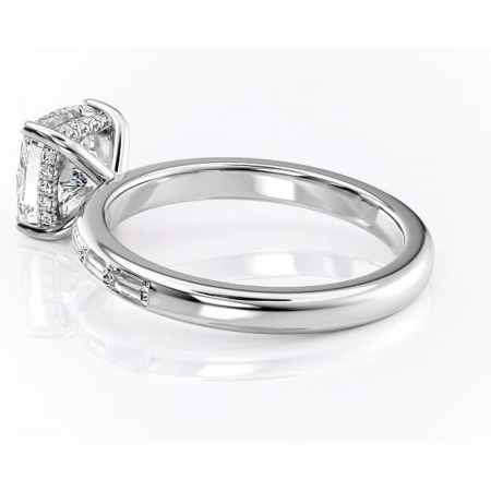 Inel de logodnă Alexandra din aur Alb 14kt cu moissanite tăietură pernă – Montură cu canal rafinată pentru profil înalt | Personalizează și configurează gratuit online [4]