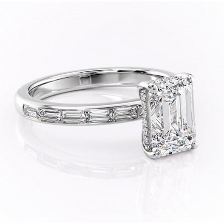 Smarald - Inel de logodnă Alexandra din aur Alb 14kt cu moissanite tăietură smarald – Montură cu canal rafinată pentru profil înalt | Personalizează și configurează gratuit online