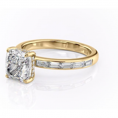 Inel de logodnă Alexandra din aur Galben 18kt cu moissanite tăietură pernă – Montură cu canal rafinată pentru profil înalt | Personalizează și configurează gratuit online [6]