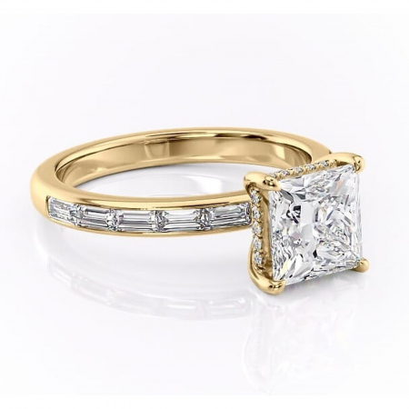Princess - Inel de logodnă Alexandra din aur Galben 18kt cu moissanite tăietură princess – Montură cu canal rafinată pentru profil înalt | Personalizează și configurează gratuit online