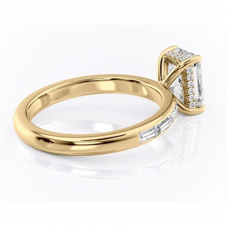 Inel de logodnă Alexandra din aur Galben 18kt cu moissanite tăietură radiantă – Montură cu canal rafinată pentru profil înalt | Personalizează și configurează gratuit online [2]