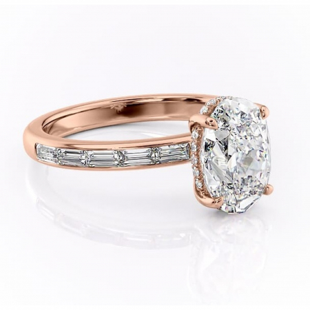 Ovală - Inel de logodnă Alexandra din aur Rose 18kt cu moissanite tăietură ovală – Montură cu canal rafinată pentru profil înalt | Personalizează și configurează gratuit online