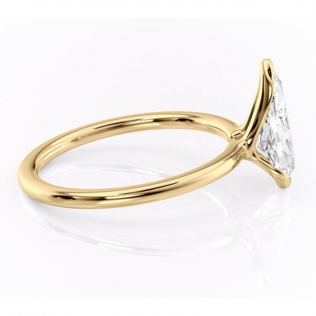 Inel de logodnă Alouette din aur Galben 14kt cu moissanite tăietură pară – Solitar rafinată pentru profil mediu | Personalizează și configurează gratuit online [1]