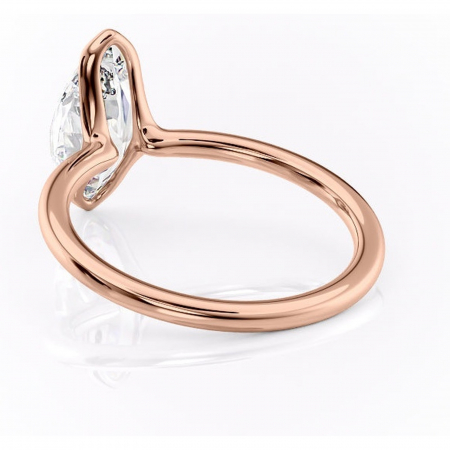 Inel de logodnă Alouette din aur Rose 18kt cu moissanite tăietură marquise – Solitar rafinată pentru profil mediu | Personalizează și configurează gratuit online [3]