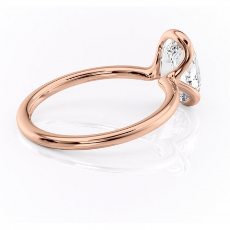 Inel de logodnă Alouette din aur Rose 14kt cu moissanite tăietură ovală – Solitar rafinată pentru profil mediu | Personalizează și configurează gratuit online [2]